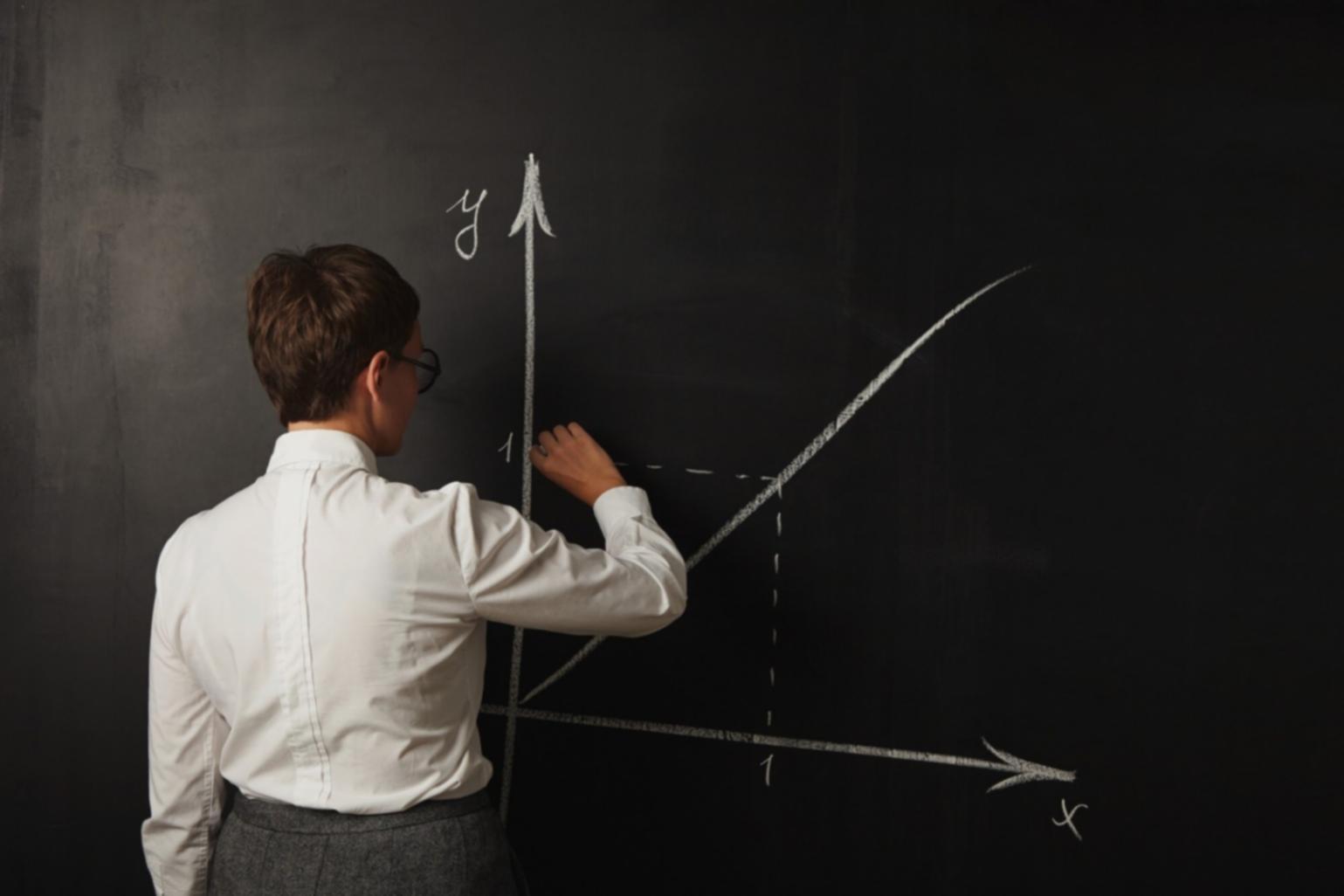 Formation financière en entreprise avec équipe collaborative